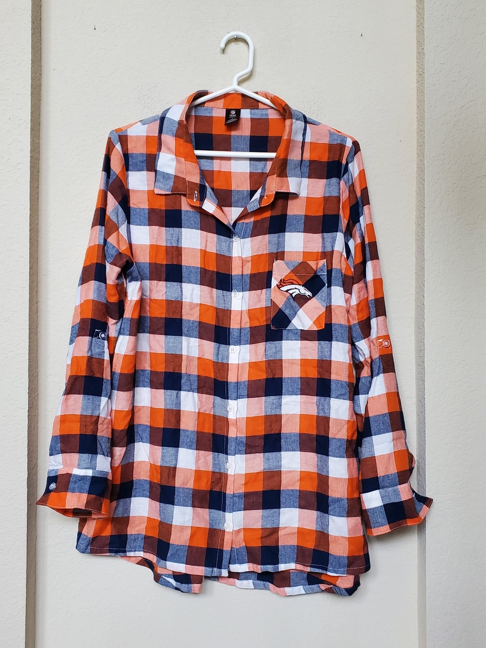 NFL Orange Navy White Plaid Button-Up Women's Sleepwear. Size Large